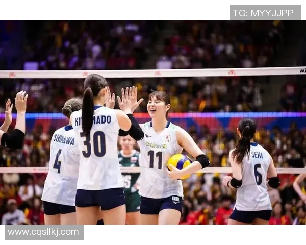 泰国女子排球队与日本女子排球队激烈对决展现排球魅力与竞技精神