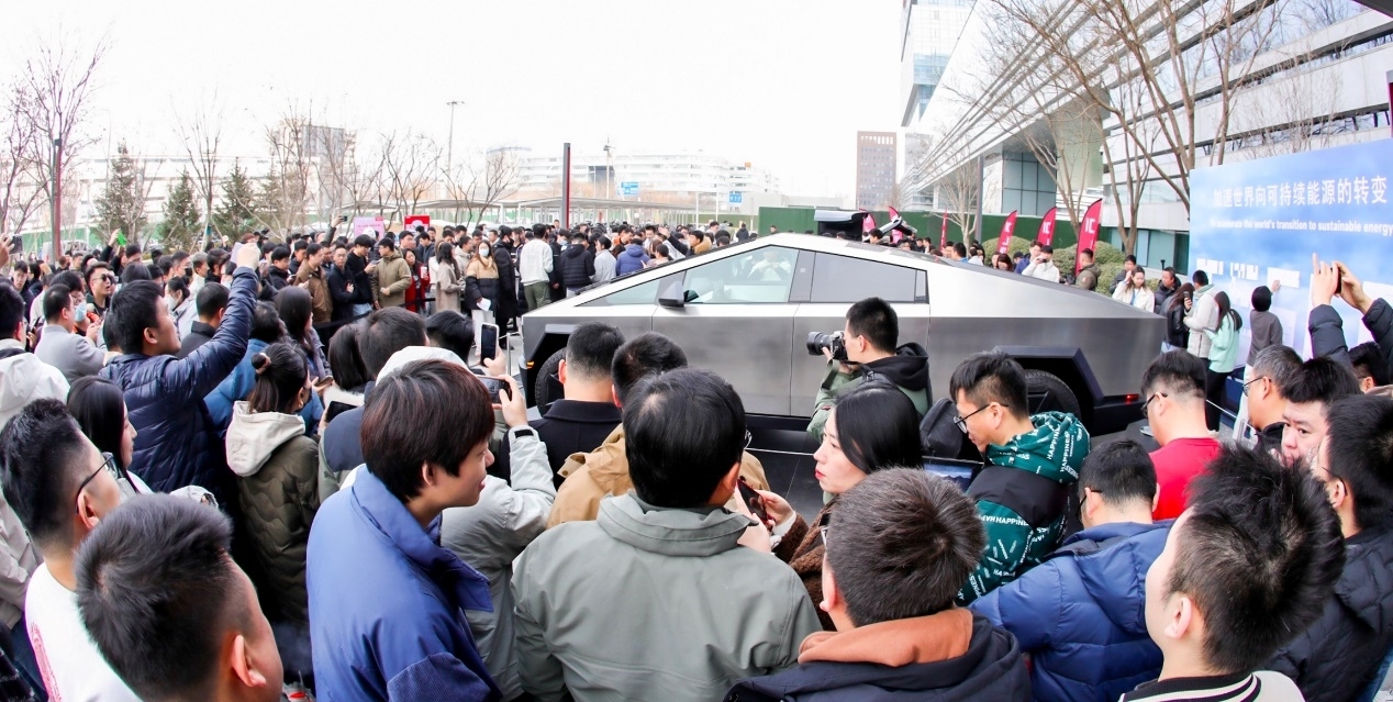 奇异果app官网下载：京东将打制环球汽车品牌网红试驾核心特斯拉Cybertruck只是入手(图1)